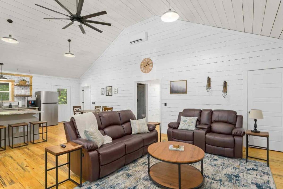 Helen Hikes Tubing 1 Acre Fire Pit Villa Sautee Nacoochee Exterior photo